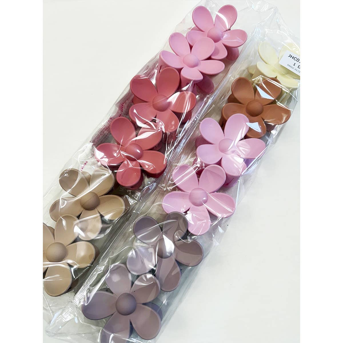 Matte Sweet Colors of Daisy Hair Clips