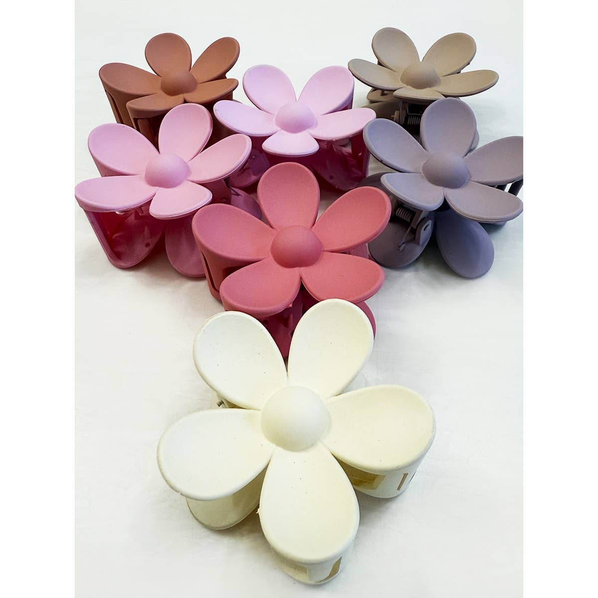 Matte Sweet Colors of Daisy Hair Clips